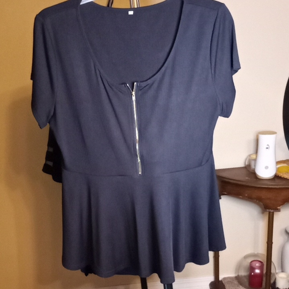 Elegant Black Zippered Women's Top